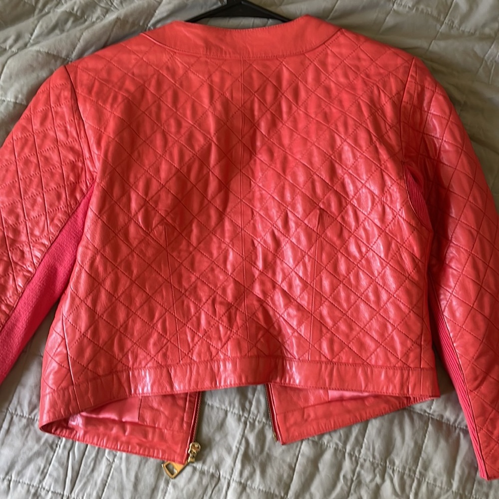Leather jacket - Picture 9 of 9